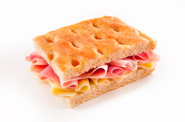 FOCACCIA COTTO E FORMAGGIO